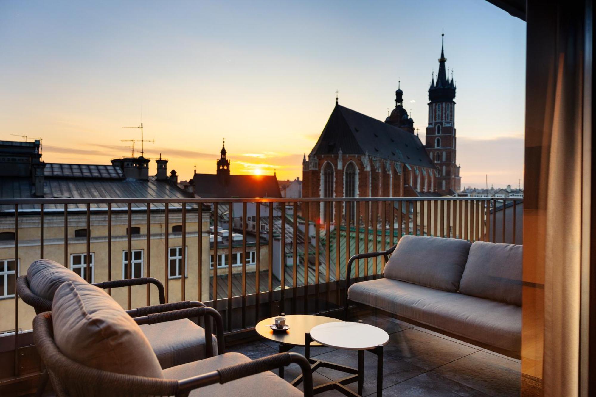Nomadic Urban Premium Suites คราคูฟ ภายนอก รูปภาพ