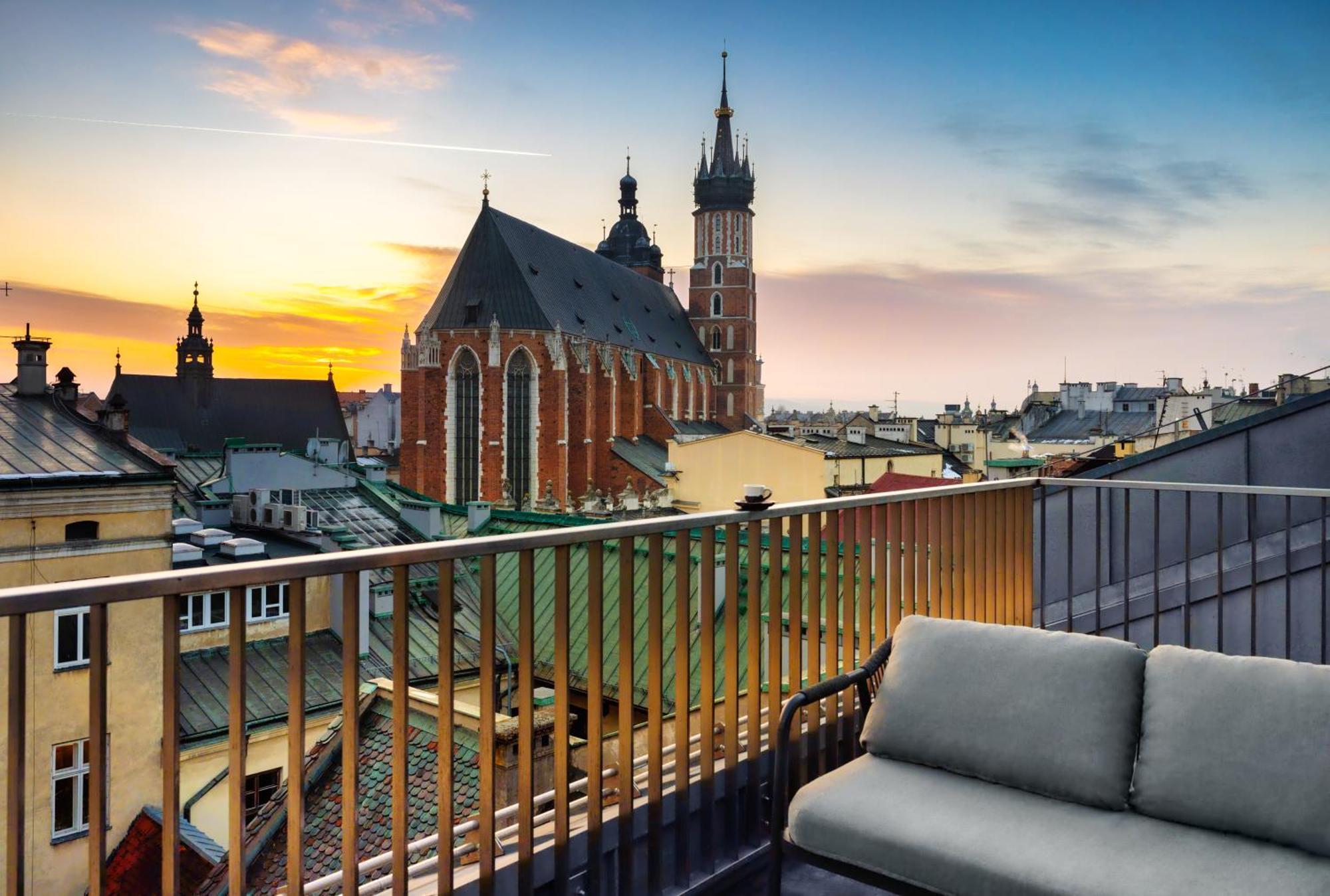 Nomadic Urban Premium Suites คราคูฟ ภายนอก รูปภาพ