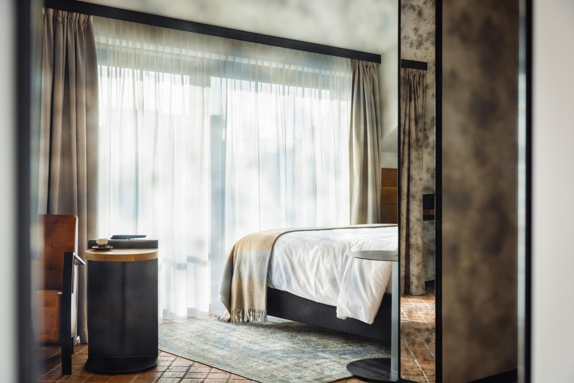 Nomadic Urban Premium Suites คราคูฟ ภายนอก รูปภาพ