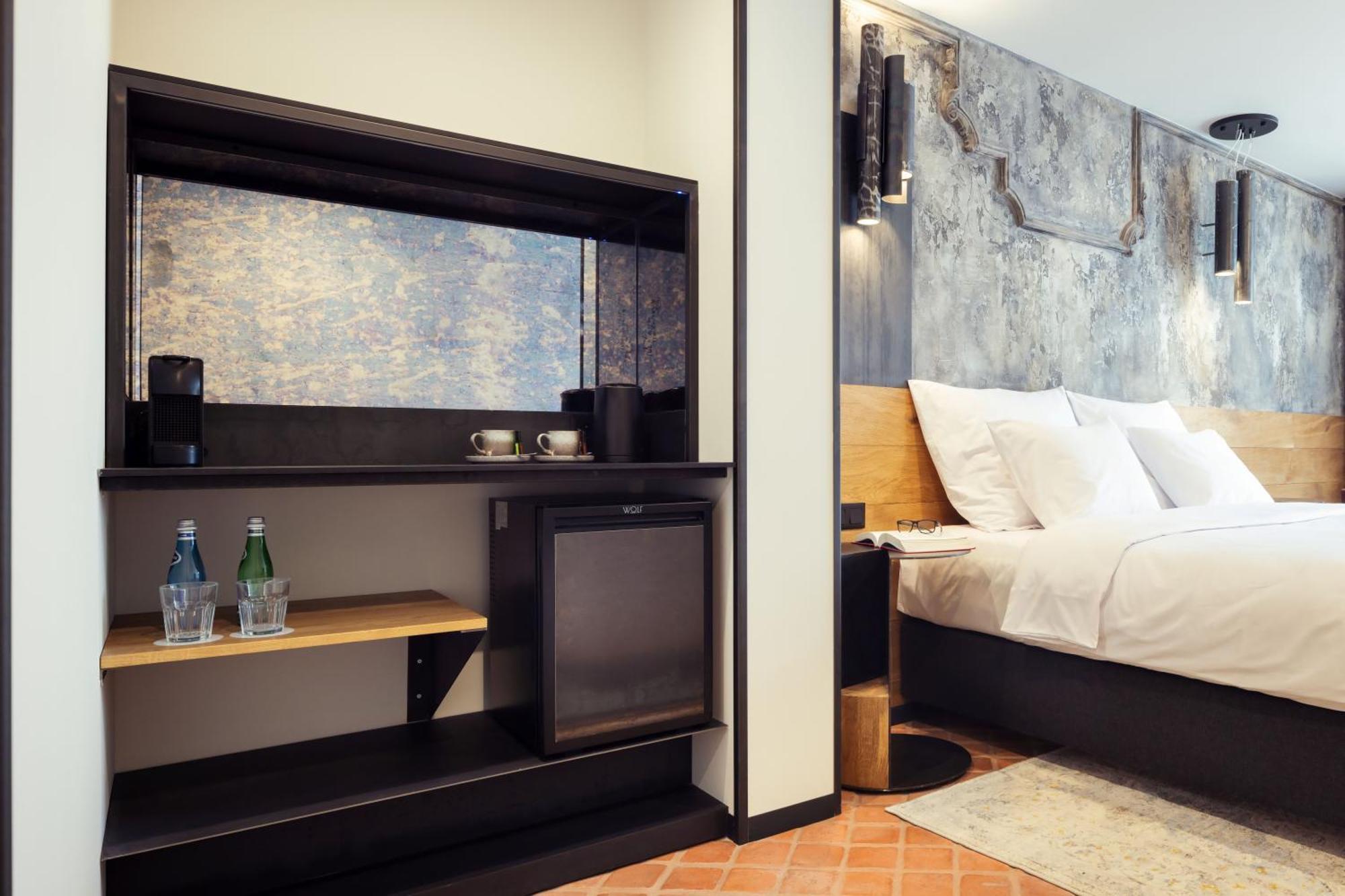 Nomadic Urban Premium Suites คราคูฟ ภายนอก รูปภาพ