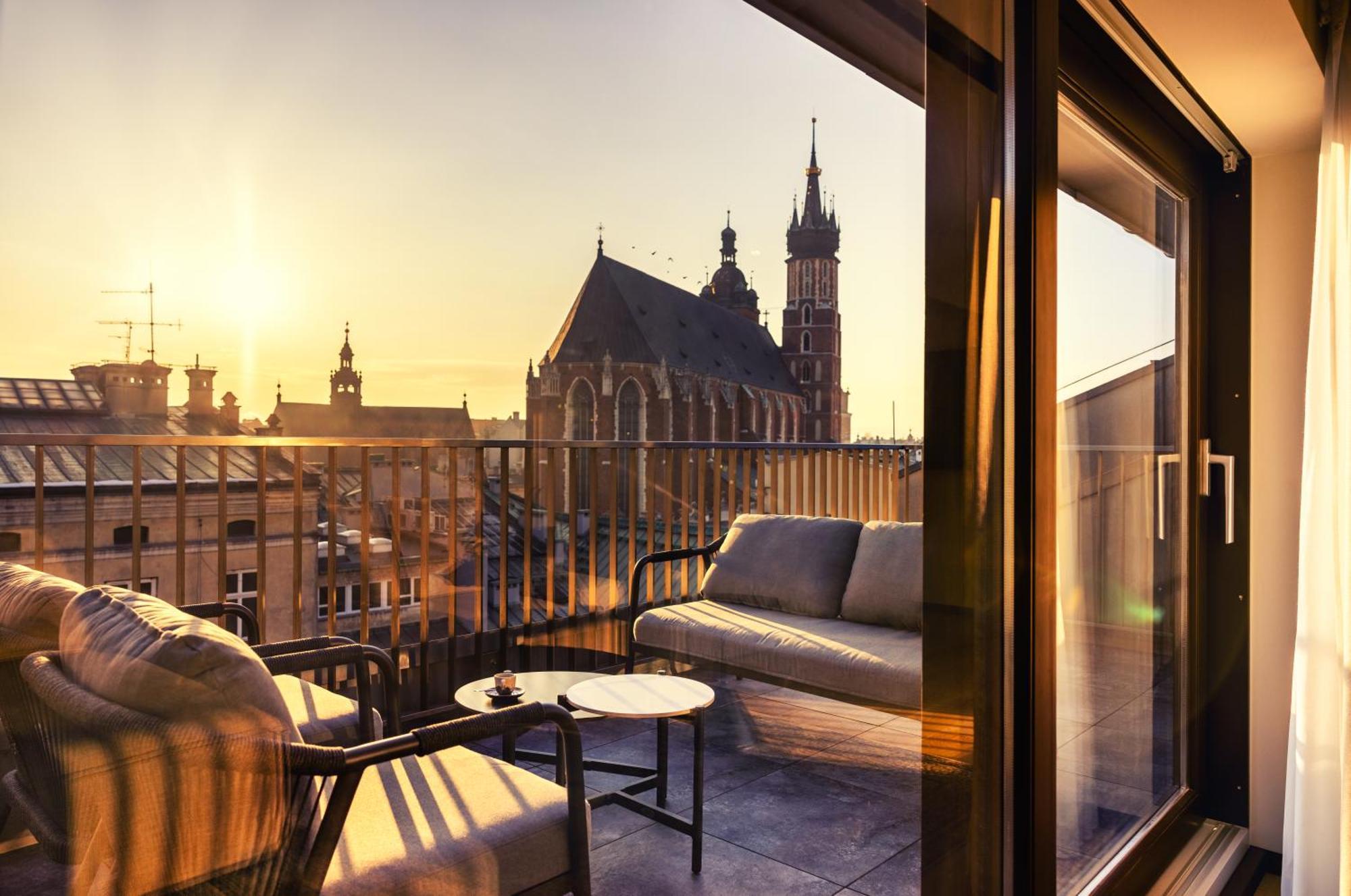 Nomadic Urban Premium Suites คราคูฟ ภายนอก รูปภาพ