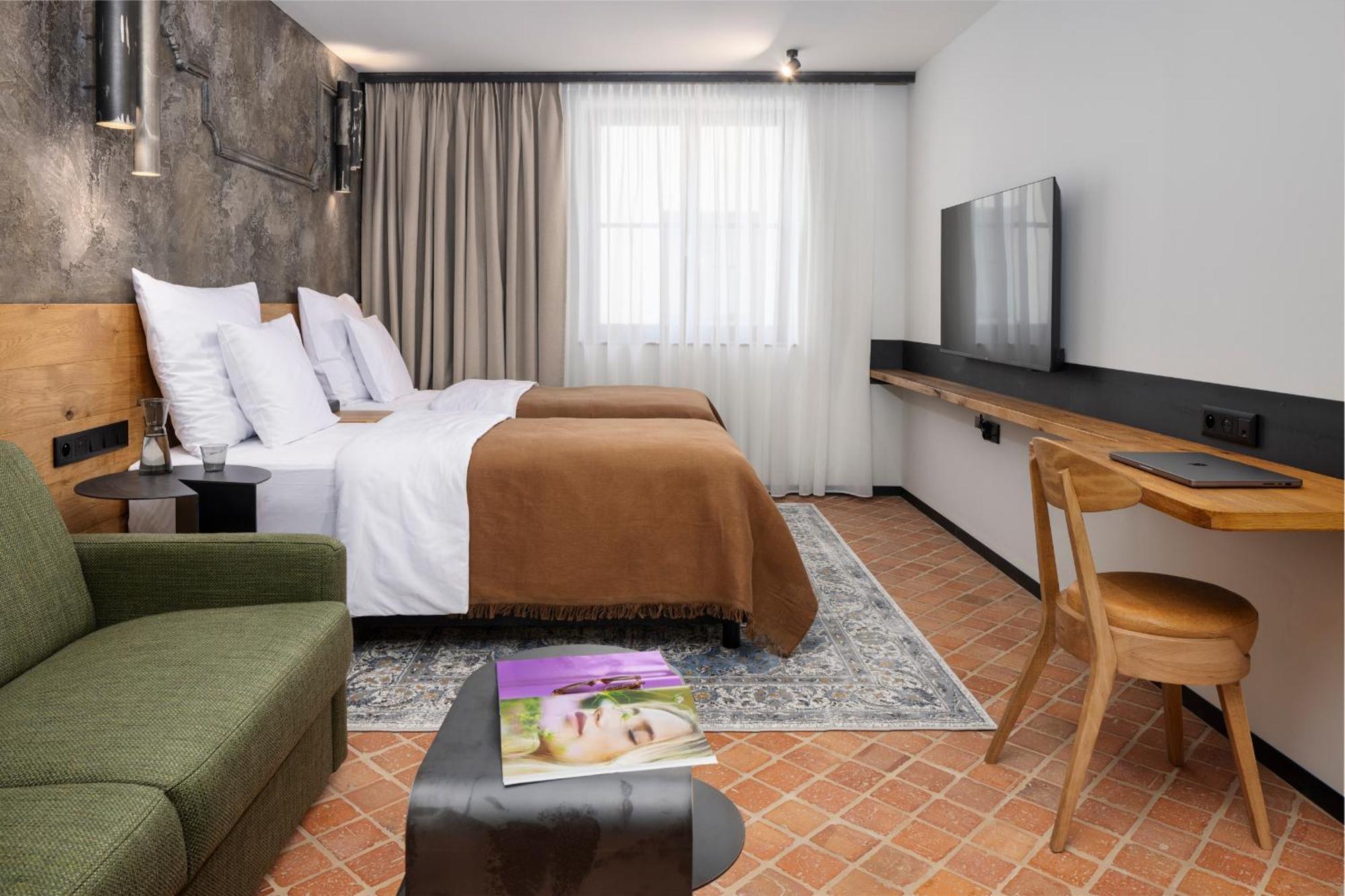 Nomadic Urban Premium Suites คราคูฟ ภายนอก รูปภาพ