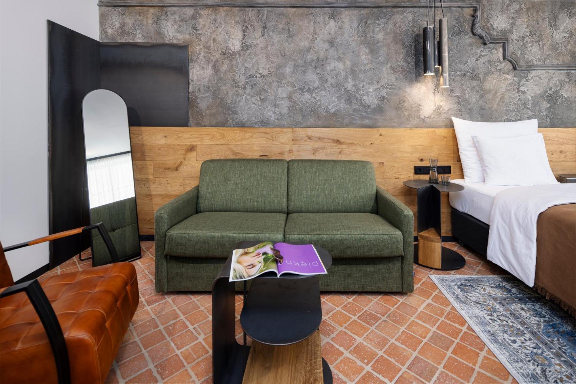 Nomadic Urban Premium Suites คราคูฟ ภายนอก รูปภาพ
