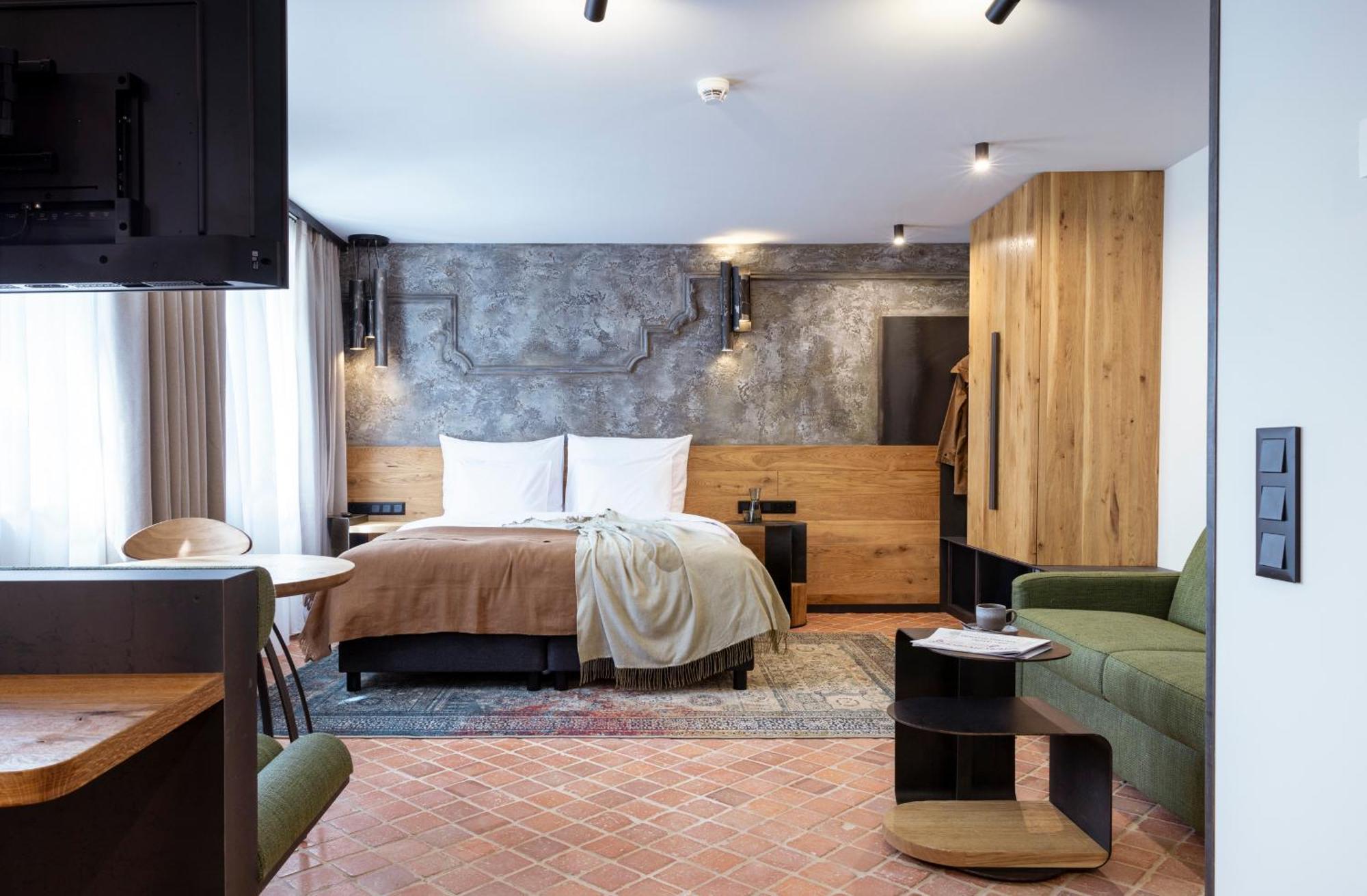 Nomadic Urban Premium Suites คราคูฟ ภายนอก รูปภาพ