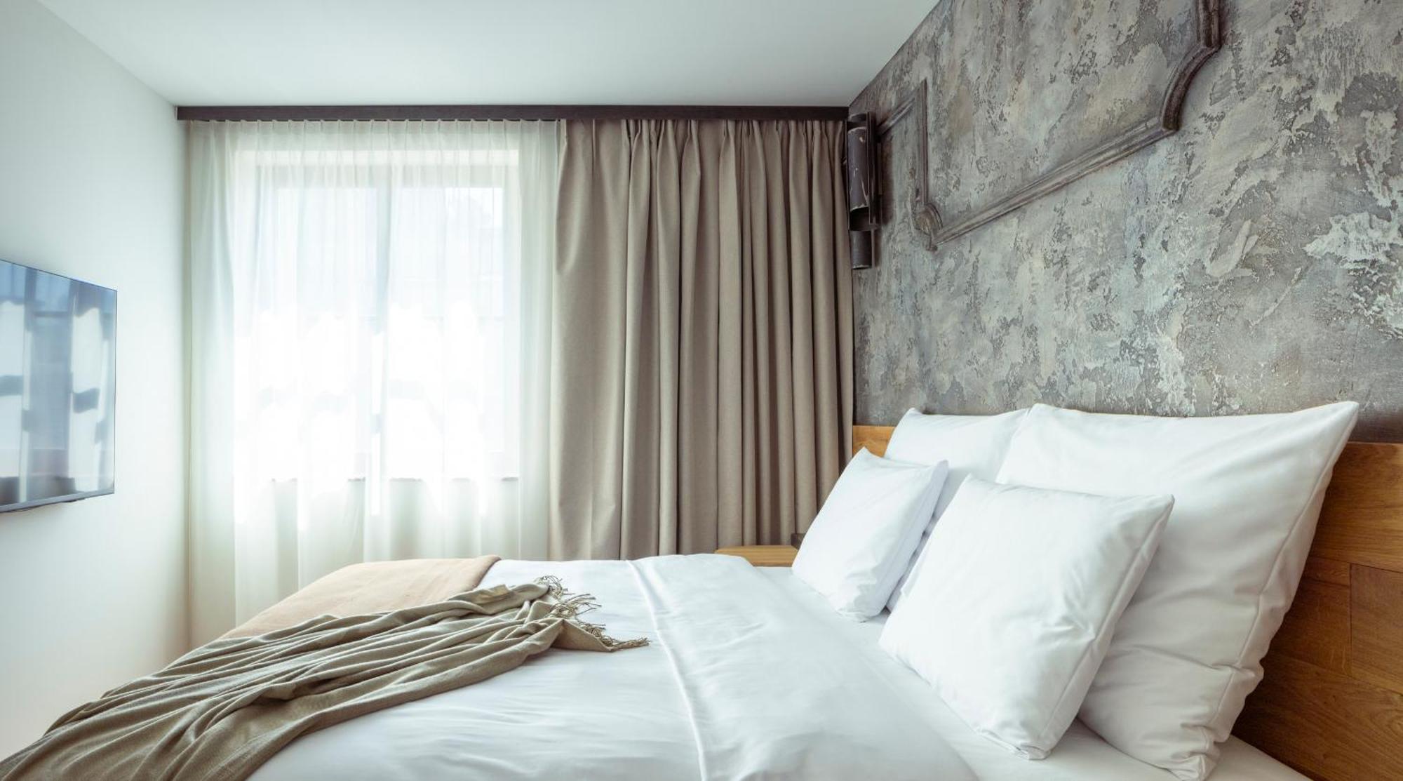 Nomadic Urban Premium Suites คราคูฟ ภายนอก รูปภาพ