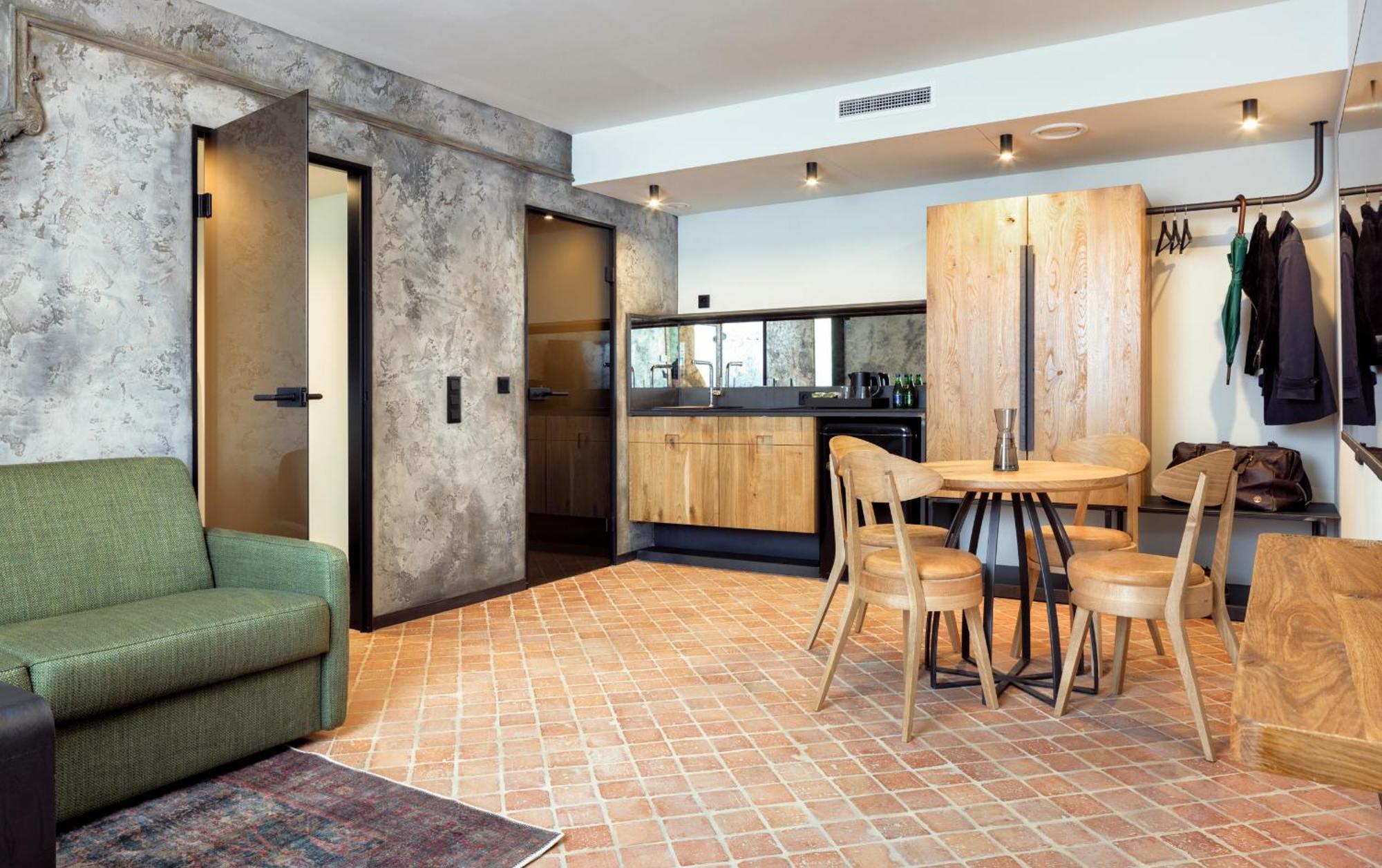Nomadic Urban Premium Suites คราคูฟ ภายนอก รูปภาพ