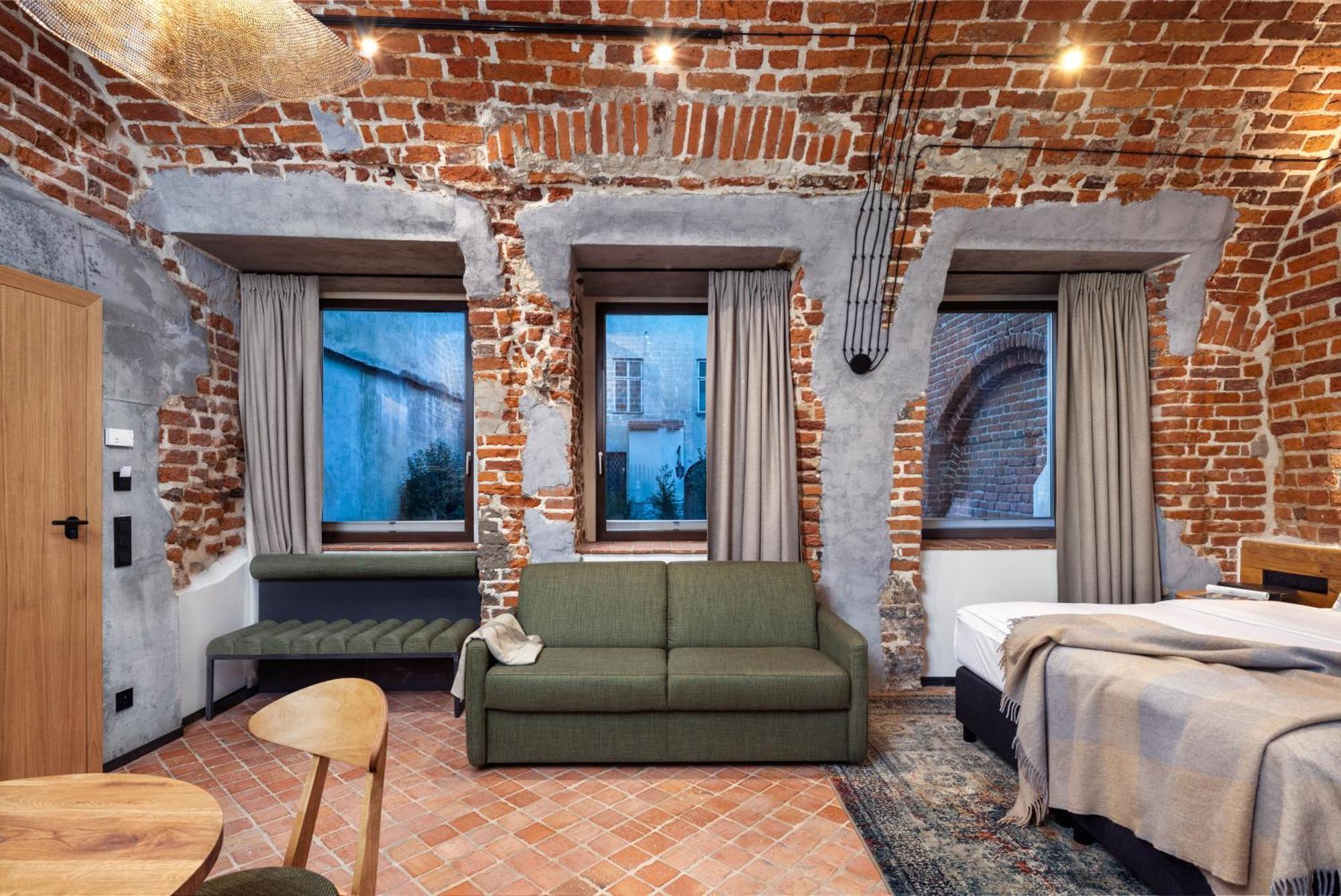 Nomadic Urban Premium Suites คราคูฟ ภายนอก รูปภาพ